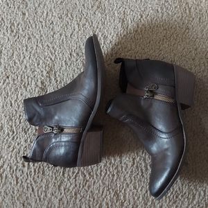 Guess Booties